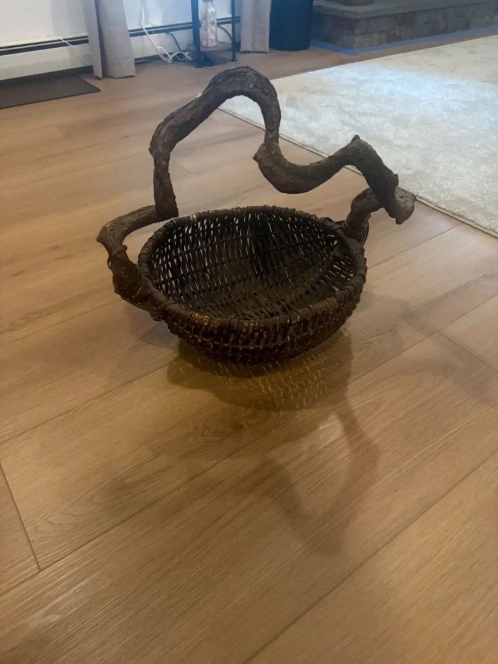 Vintage Boho Rustic Harvesting Gathering Basket Twisted Vine Handle Woven Wicker - Picture 4 of 8